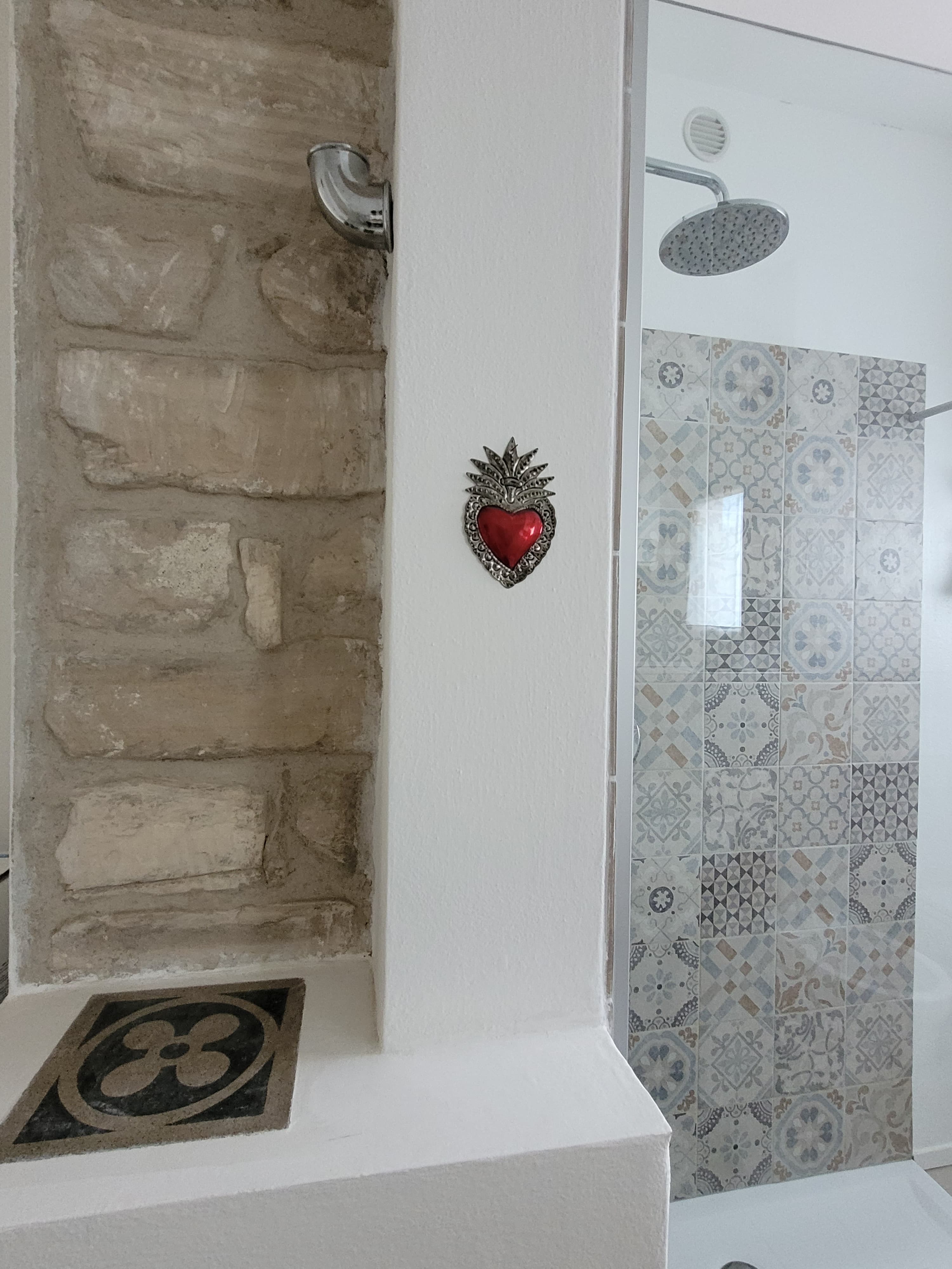 Vinessa room detail four